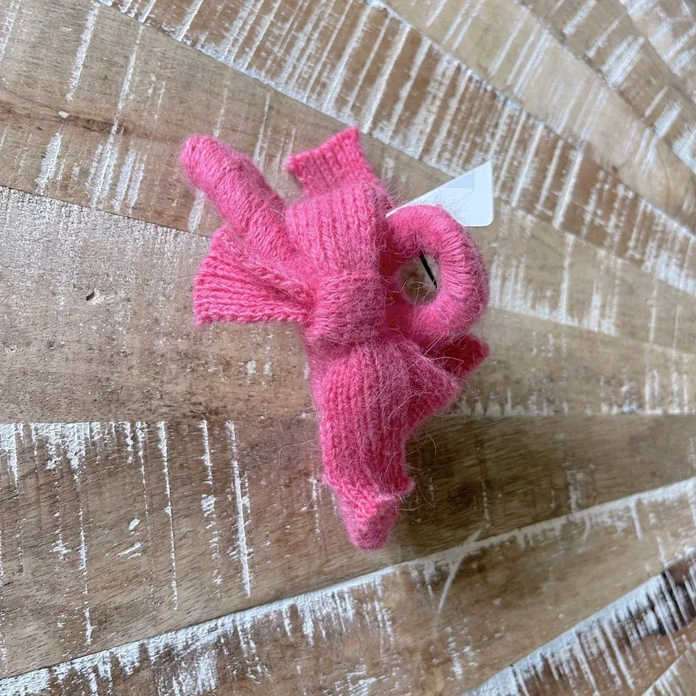 New🌟Anthropologie-Sweet  knitted bowknot clip